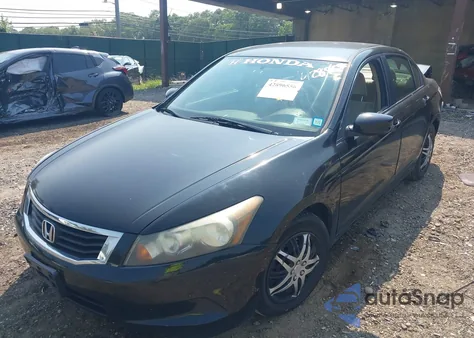 2010 Honda Accord 2.4 Lx z USA, uszkodzony, nr VIN 1HGCP2E37AA039947